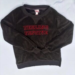 Women’s Black Christmas Sweatshirt 
Women’s Small